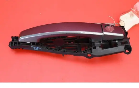 Chevrolet Cruze Front door exterior handle 13576845