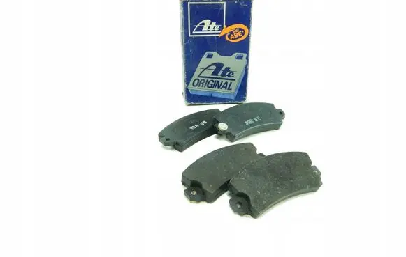 Renault Clio V Brake pads (front) 13046039092