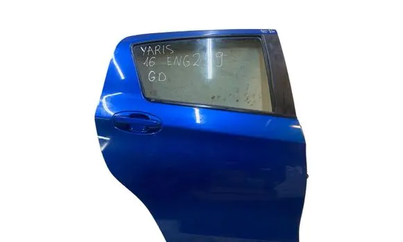 Toyota Yaris Rear door 