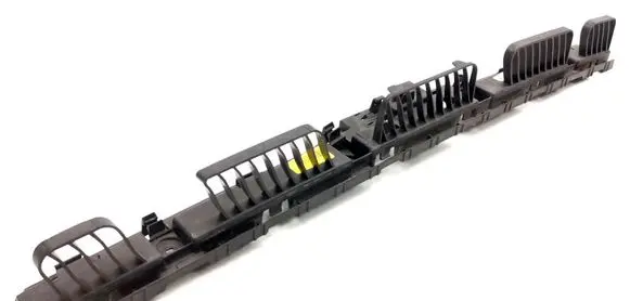 Front bumper mounting bracket