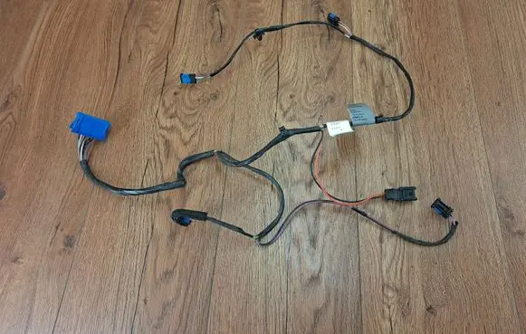 Renault Vel Satis Wiring harness 9450614