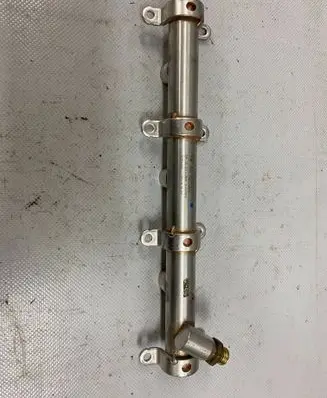 Audi Q5 SQ5 Fuel main line pipe 06M133315L
