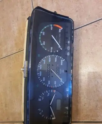 Volkswagen Transporter - Caravelle T4 Speedometer (instrument cluster) 701919033DR