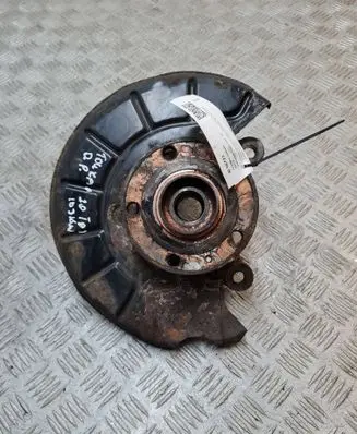 Volkswagen Touran I Front wheel hub 