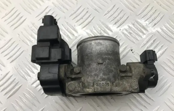 Toyota Avensis T250 Throttle valve 261000R010 1923002010
