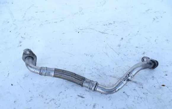 Volkswagen Scirocco Turbo turbocharger oiling pipe/hose 03C145735C