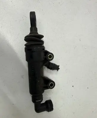 Mini One - Cooper R50 - 53 Clutch master cylinder 13670610 6758825