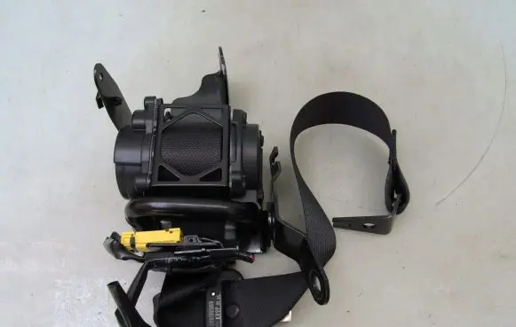 Mazda CX-60 Rear seatbelt