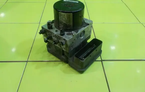 Alfa Romeo Giulietta ABS Pump 00051913822