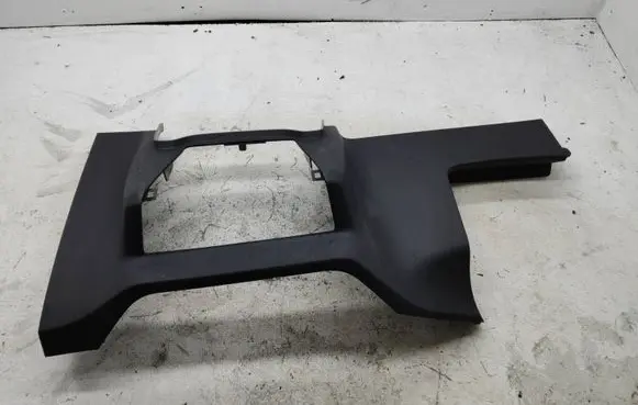Dashboard lower bottom trim panel