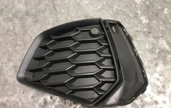 Audi A3 8Y Front bumper lower grill 8Y0807681B-BILI 8Y0807681B