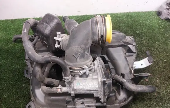 Toyota Prius (XW50) Intake manifold 1712037110 1789337130