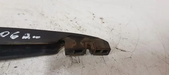 Volvo V50 Rear wiper blade arm 8648012