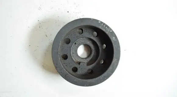 Audi A6 S6 C5 4B Crankshaft pulley 059105263A