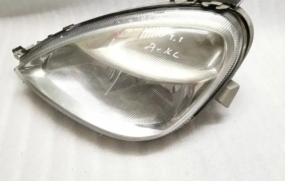 Mercedes-Benz A W168 Headlight/headlamp A1688201761