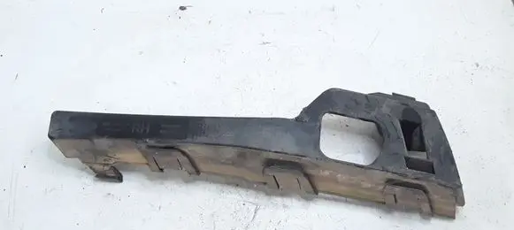 Ford Focus Front bumper mounting bracket 4M5117E856AC