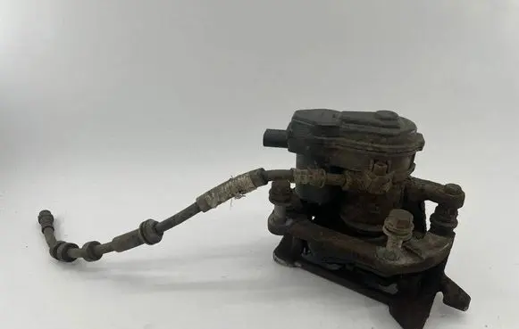 Audi A4 S4 B8 8K Rear brake caliper 8K0615403E