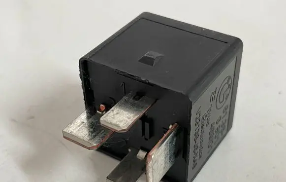 BMW 5 GT F07 Other relay 6901469