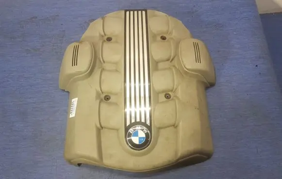 BMW 7 E38 Engine cover (trim)