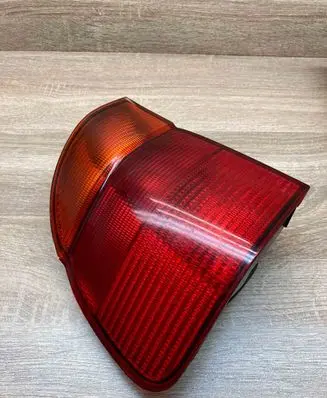 BMW 5 E39 Tailgate rear/tail lights 8361671