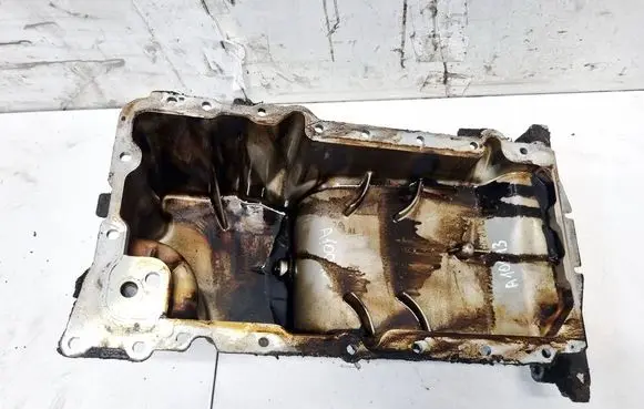 Dodge Magnum Oil sump 04792866AB