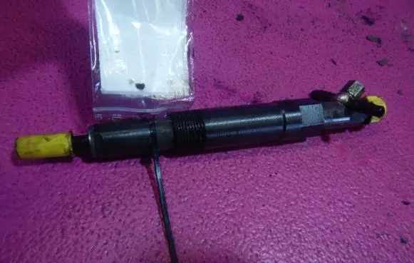Ford Mondeo Mk III Fuel injector 1S7QAD