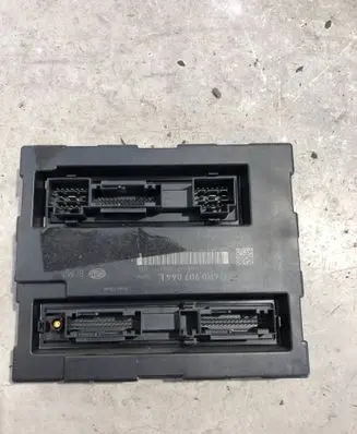 Audi A8 S8 D4 4H Comfort/convenience module 4H0907064L