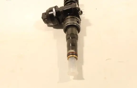 Seat Leon (1P) Fuel injector 0414720313