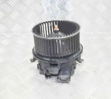 Audi A4 S4 B9 8W Heater fan/blower CZ998008 C26871107