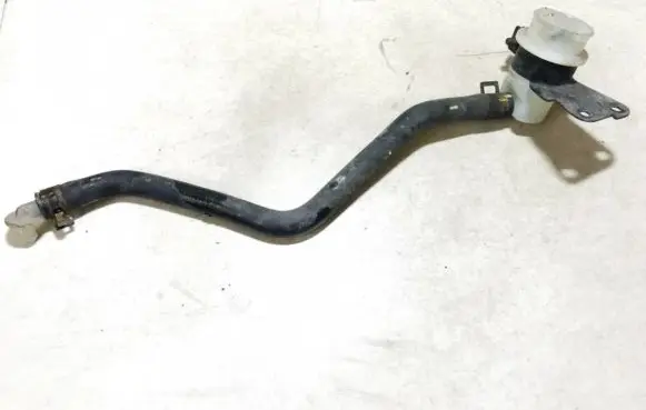 Brake fluid reservoir