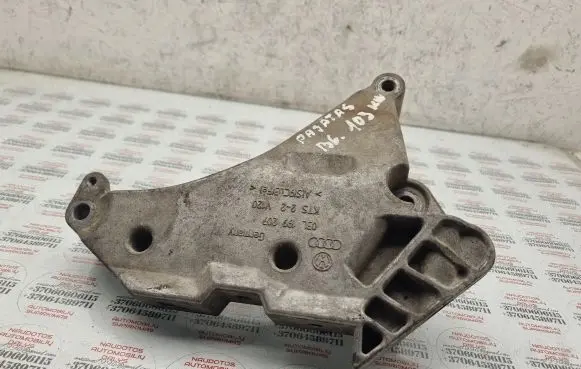 Volkswagen PASSAT B6 Engine mounting bracket 03L199207