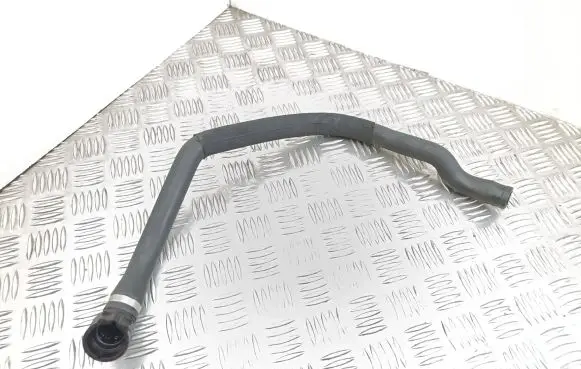BMW 1 E81 E87 Engine coolant pipe/hose 6928590