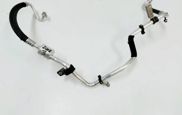 Peugeot 2008 II Air conditioning (A/C) pipe/hose 9833241880