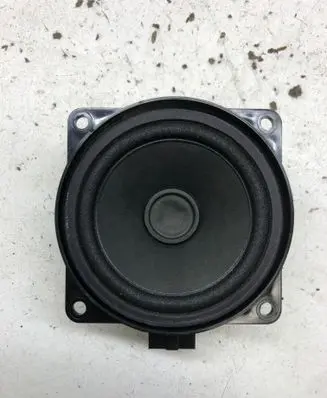 Skoda Superb B8 (3V) Front door speaker 3V0035411E