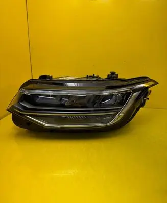 Volkswagen Tiguan Headlight/headlamp 5NB941035G