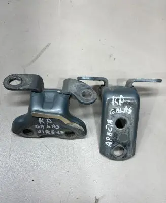Toyota Prius (XW30) Rear door hinge set A046694