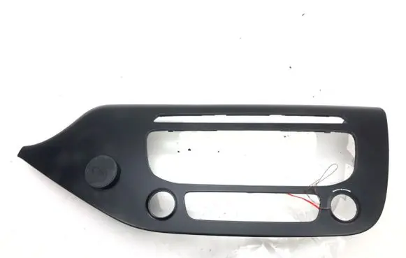 Radio/CD/DVD/GPS head unit