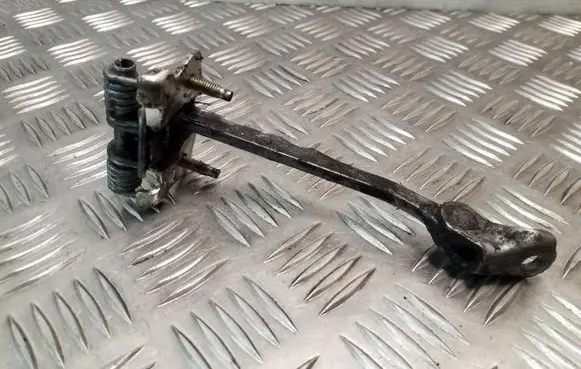 Opel Vivaro Front door check strap stopper