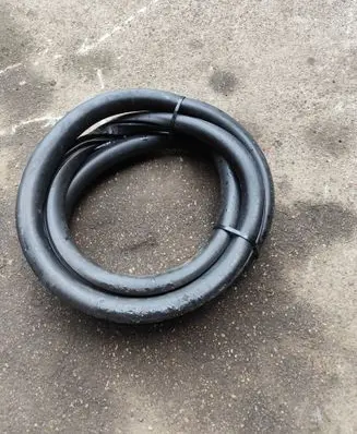 Volvo V40 Front door rubber seal 