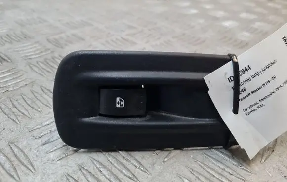 Renault Master III Electric window control switch 