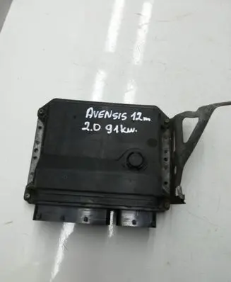 Toyota Avensis T270 Engine control unit/module 8966105F20 MB2759004732