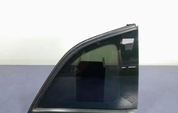 Chrysler Challenger Rear side window 68234216AA