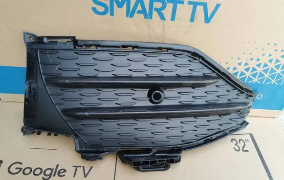 Mercedes-Benz GLC X253 C253 Front bumper lower grill A2538857604