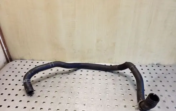 Ford Focus Engine coolant pipe/hose 8V618286KD