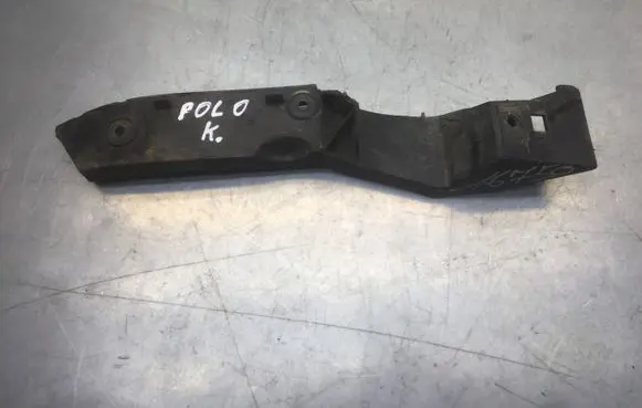 Volkswagen Polo Front bumper mounting bracket 6N0807183