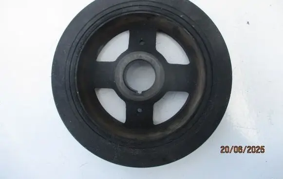 Nissan Primera Crankshaft pulley
