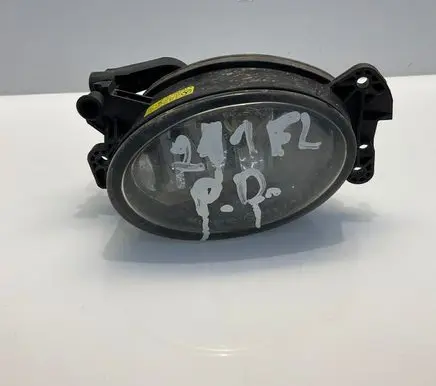 Mercedes-Benz E W211 Front fog light A1698201656 0305077002 1698201656