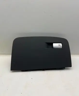 BMW 5 G30 G31 Glove box 9378570 216717