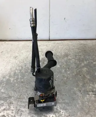Citroen C4 I Power steering pump 9681545980