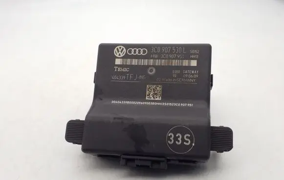 Volkswagen PASSAT CC Gateway control module 3C0907530L 3C0907951